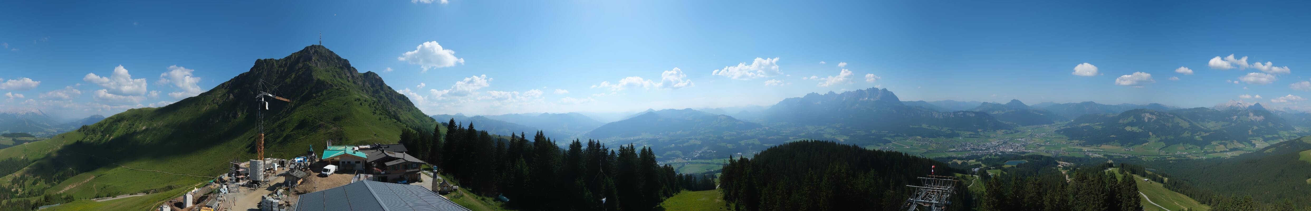 Archived image Webcam St. Johann/Tirol: View from Top Station Harschbichl