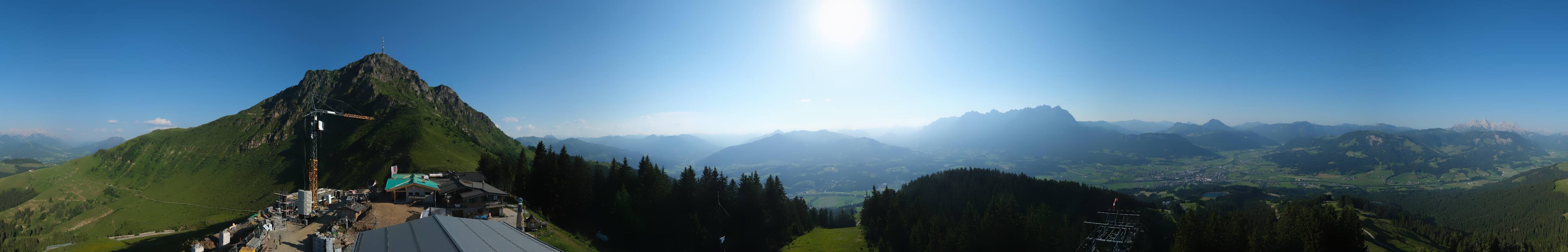 Archived image Webcam St. Johann/Tirol: View from Top Station Harschbichl