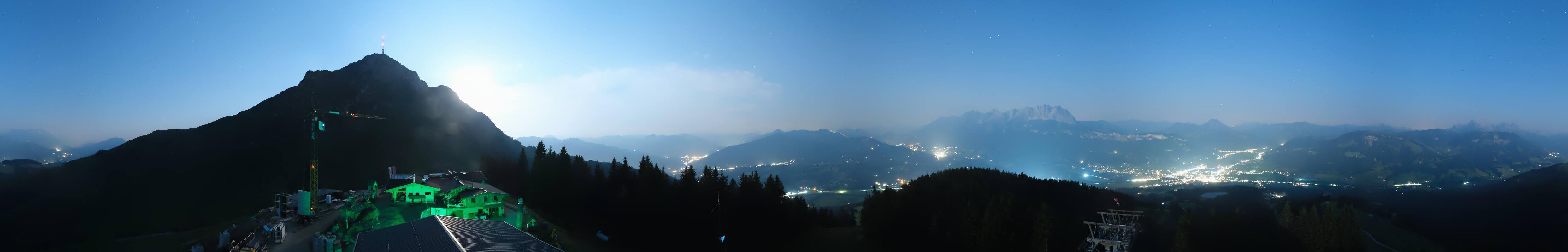Archived image Webcam St. Johann/Tirol: View from Top Station Harschbichl