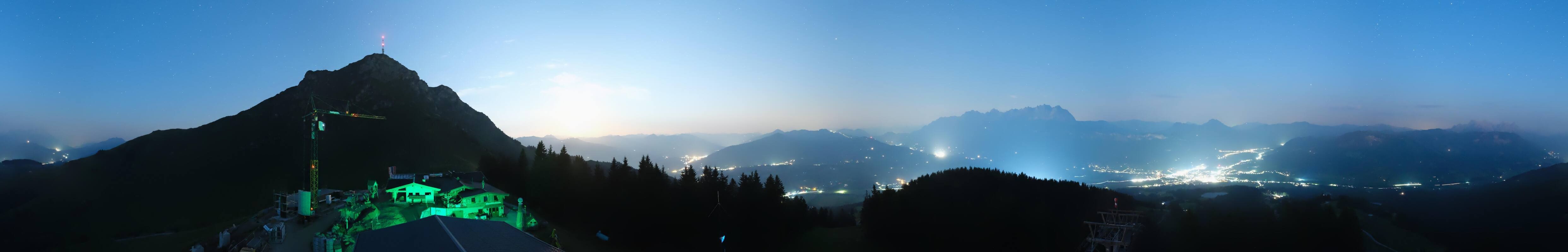 Archived image Webcam St. Johann/Tirol: View from Top Station Harschbichl