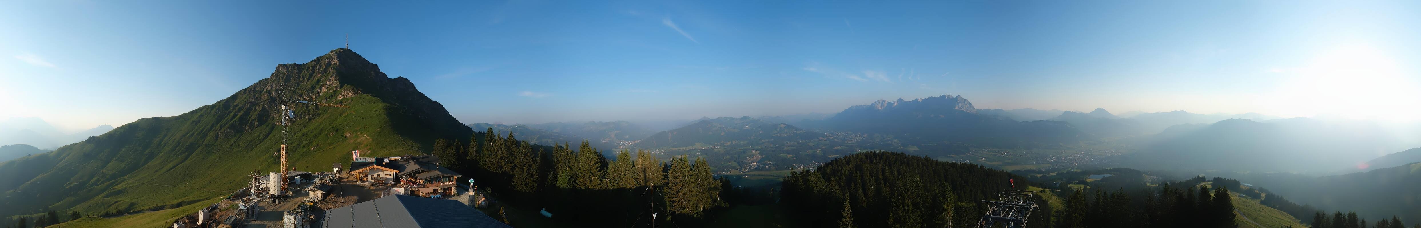 Archiv Foto Webcam St. Johann/Tirol: Blick von der Bergstation Harschbichl