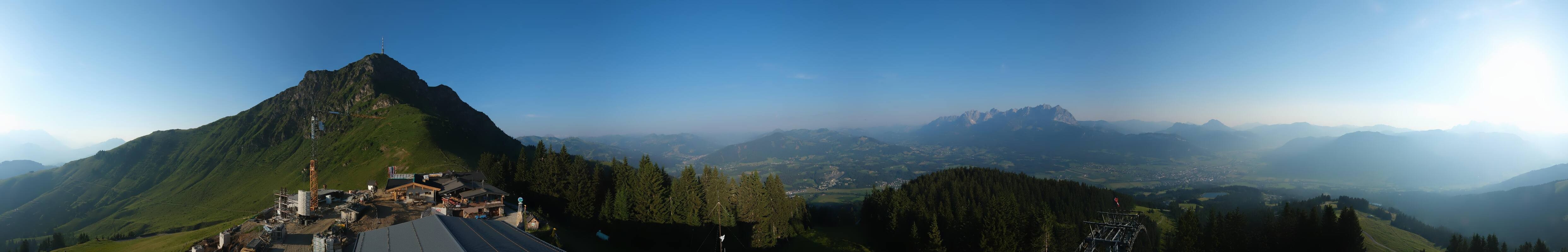 Archiv Foto Webcam St. Johann/Tirol: Blick von der Bergstation Harschbichl