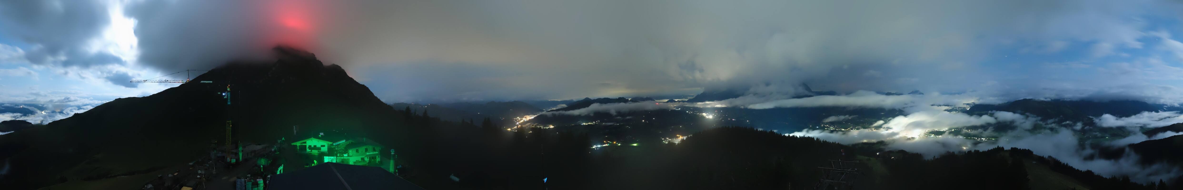 Archiv Foto Webcam St. Johann/Tirol: Blick von der Bergstation Harschbichl