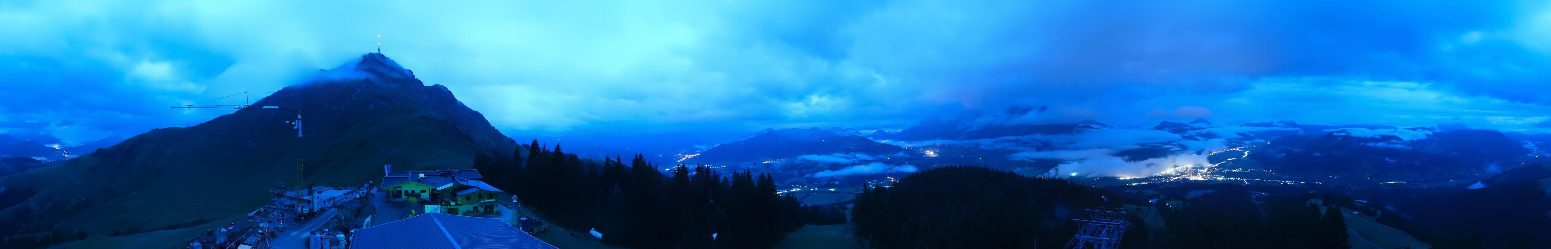 Archiv Foto Webcam St. Johann/Tirol: Blick von der Bergstation Harschbichl
