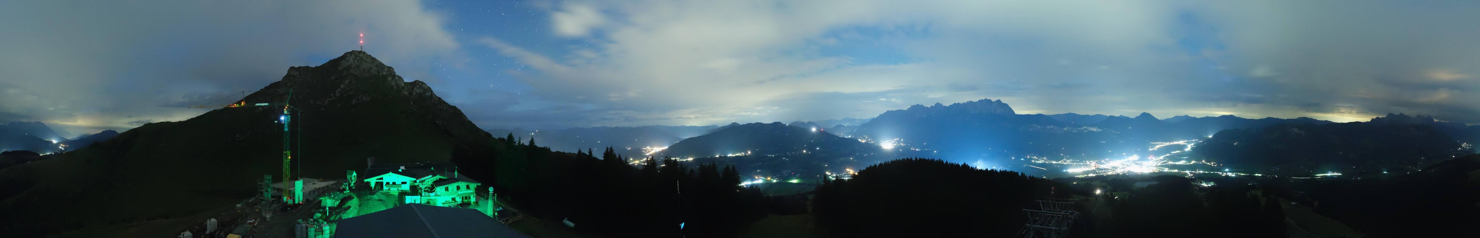 Archived image Webcam St. Johann/Tirol: View from Top Station Harschbichl