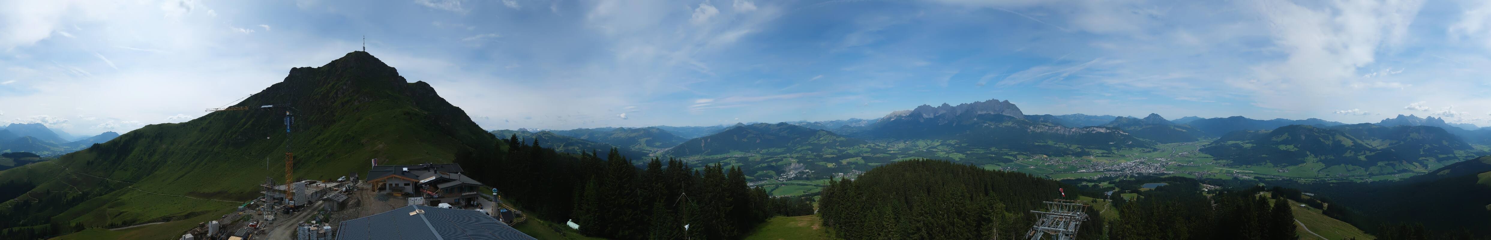 Archiv Foto Webcam St. Johann/Tirol: Blick von der Bergstation Harschbichl