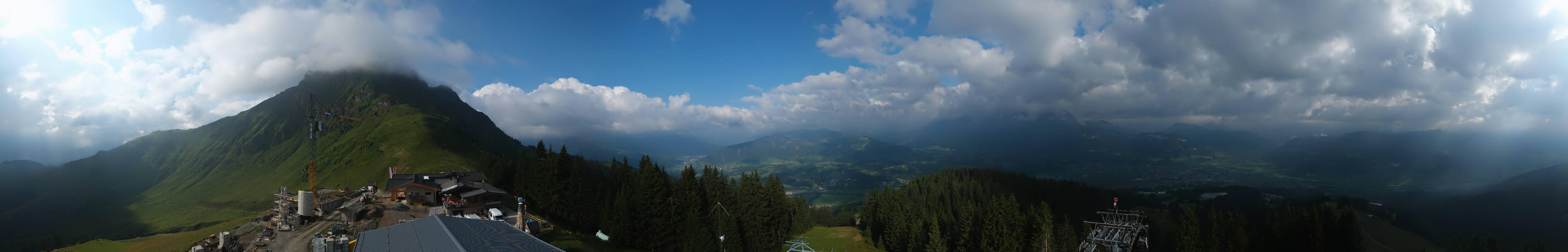 Archiv Foto Webcam St. Johann/Tirol: Blick von der Bergstation Harschbichl