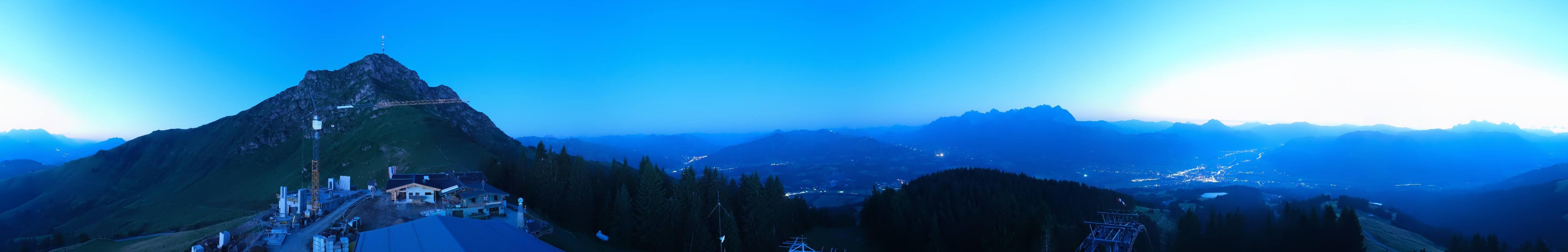 Archived image Webcam St. Johann/Tirol: View from Top Station Harschbichl