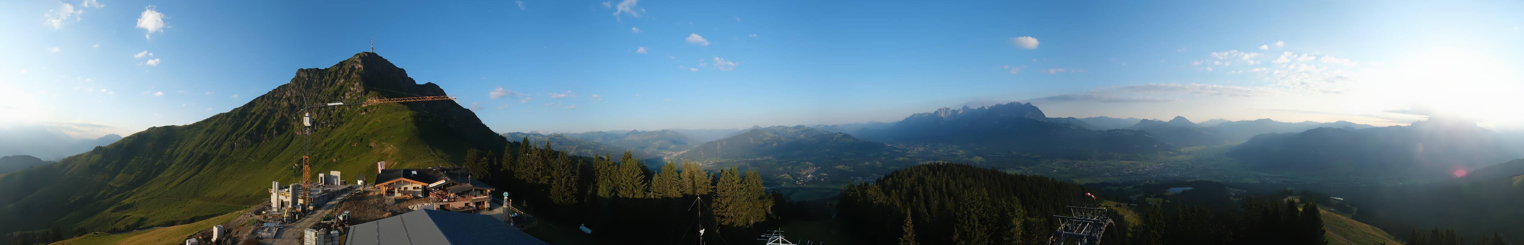 Archived image Webcam St. Johann/Tirol: View from Top Station Harschbichl