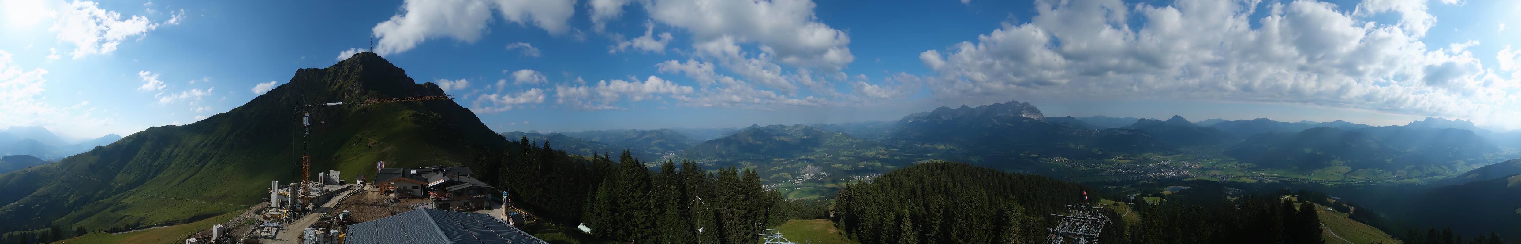 Archived image Webcam St. Johann/Tirol: View from Top Station Harschbichl