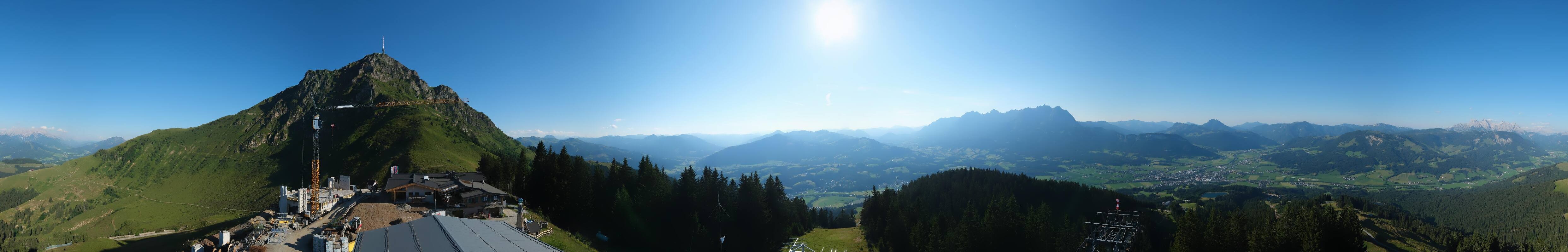 Archived image Webcam St. Johann/Tirol: View from Top Station Harschbichl