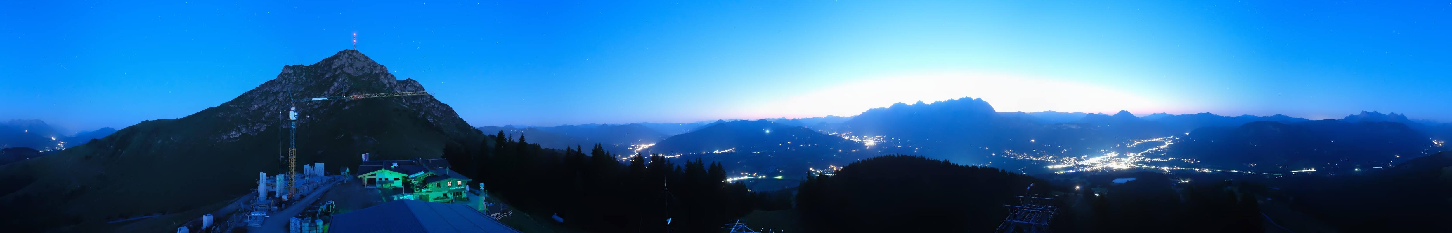 Archived image Webcam St. Johann/Tirol: View from Top Station Harschbichl