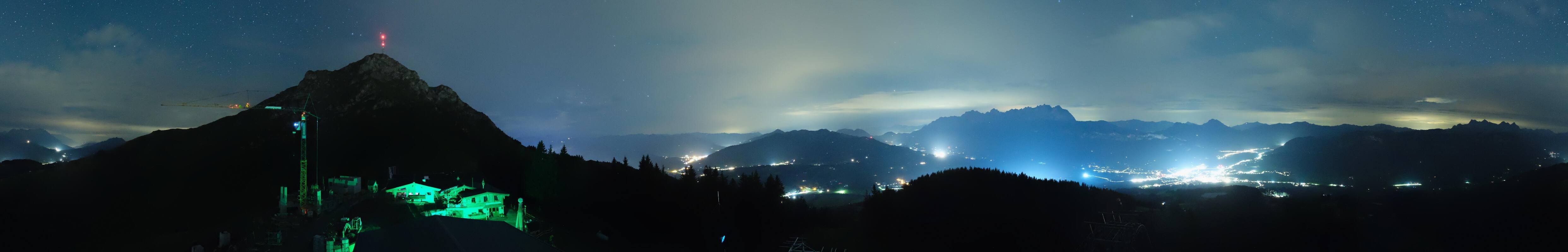 Archiv Foto Webcam St. Johann/Tirol: Blick von der Bergstation Harschbichl