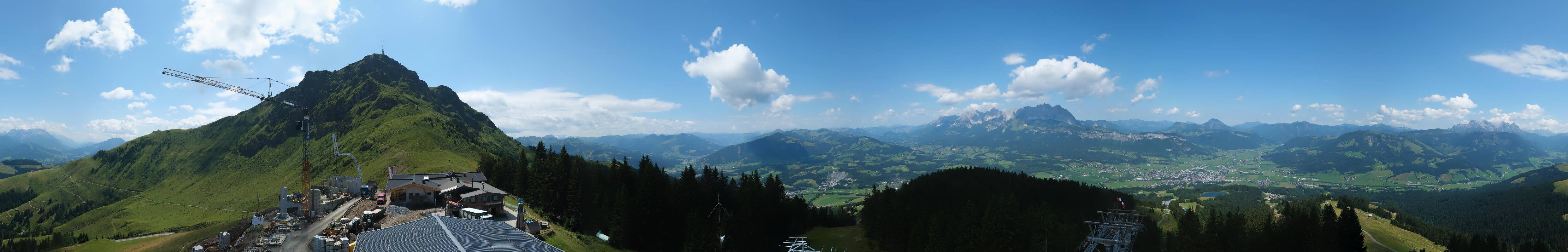 Archiv Foto Webcam St. Johann/Tirol: Blick von der Bergstation Harschbichl