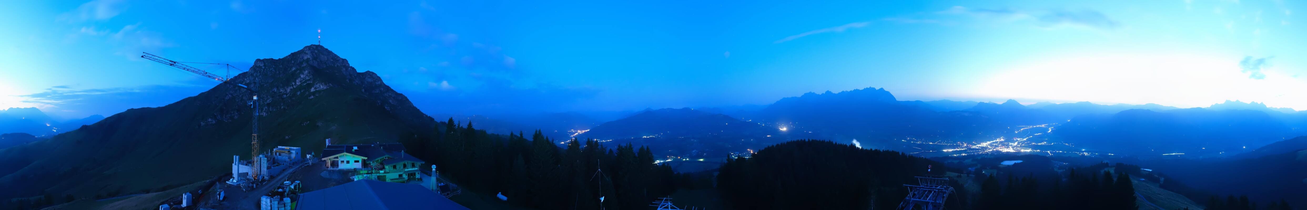 Archiv Foto Webcam St. Johann/Tirol: Blick von der Bergstation Harschbichl