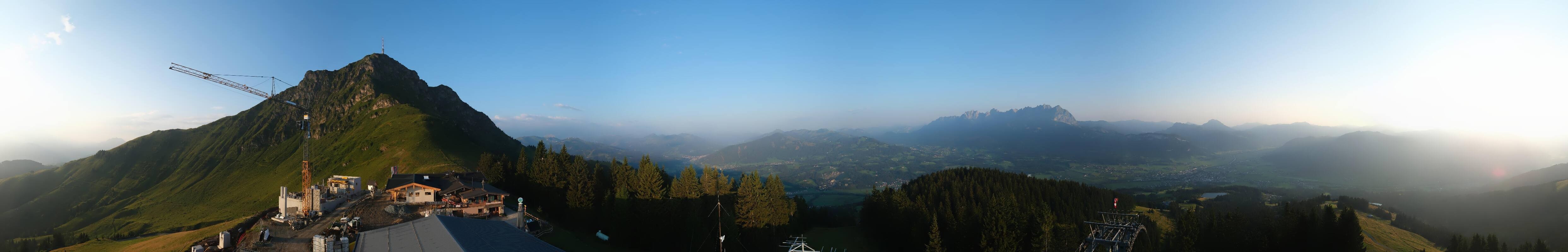 Archiv Foto Webcam St. Johann/Tirol: Blick von der Bergstation Harschbichl