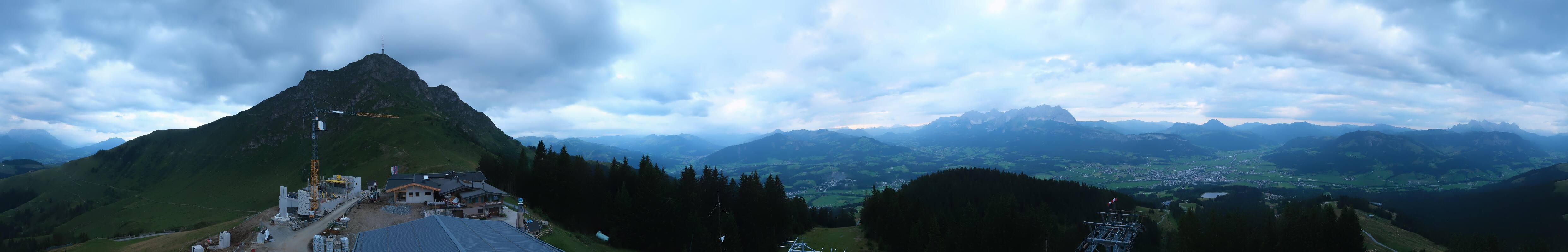 Archiv Foto Webcam St. Johann/Tirol: Blick von der Bergstation Harschbichl