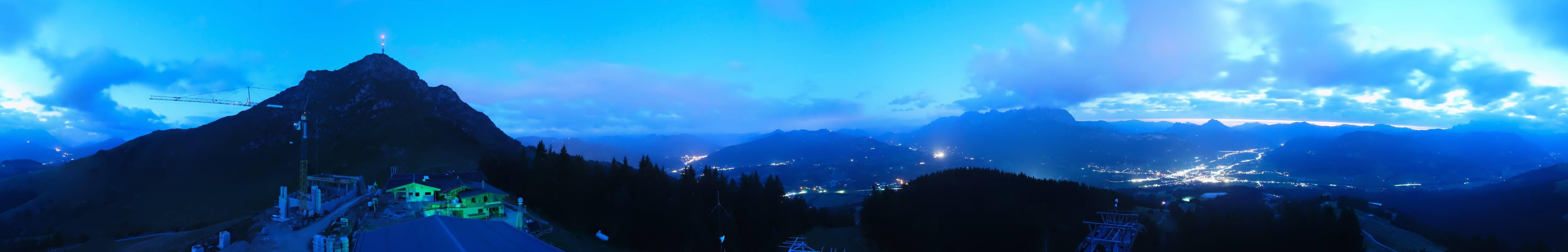 Archiv Foto Webcam St. Johann/Tirol: Blick von der Bergstation Harschbichl
