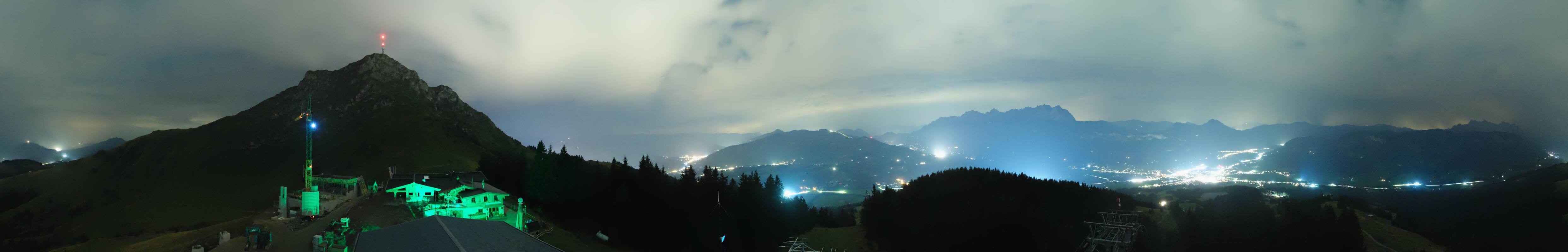 Archiv Foto Webcam St. Johann/Tirol: Blick von der Bergstation Harschbichl