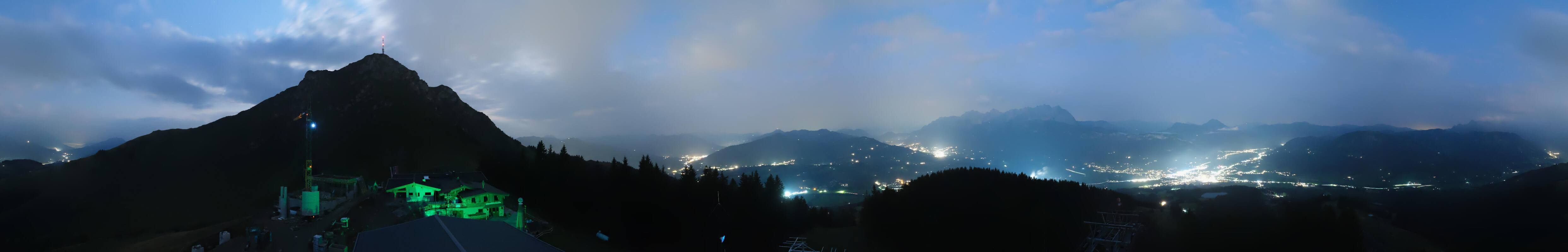 Archiv Foto Webcam St. Johann/Tirol: Blick von der Bergstation Harschbichl