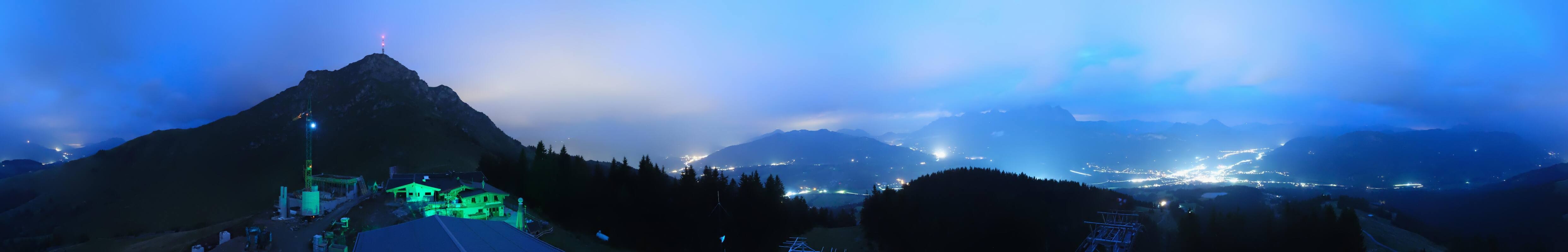 Archiv Foto Webcam St. Johann/Tirol: Blick von der Bergstation Harschbichl