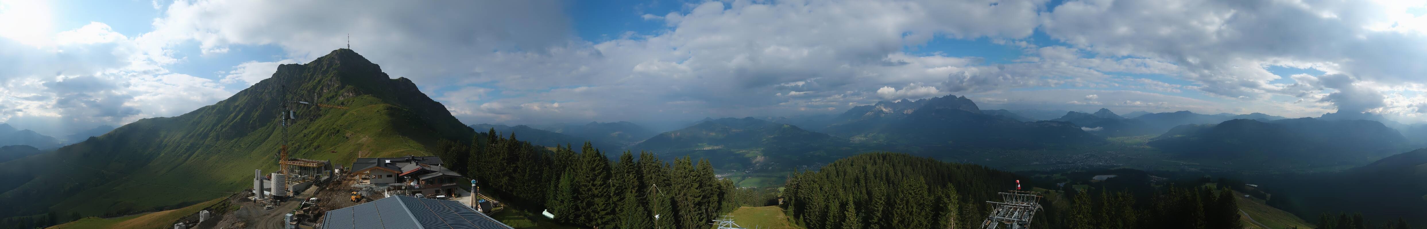 Archiv Foto Webcam St. Johann/Tirol: Blick von der Bergstation Harschbichl