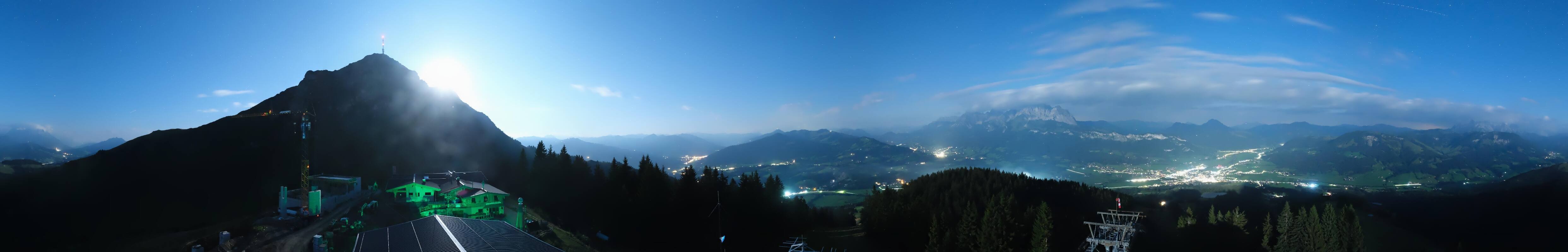 Archiv Foto Webcam St. Johann/Tirol: Blick von der Bergstation Harschbichl