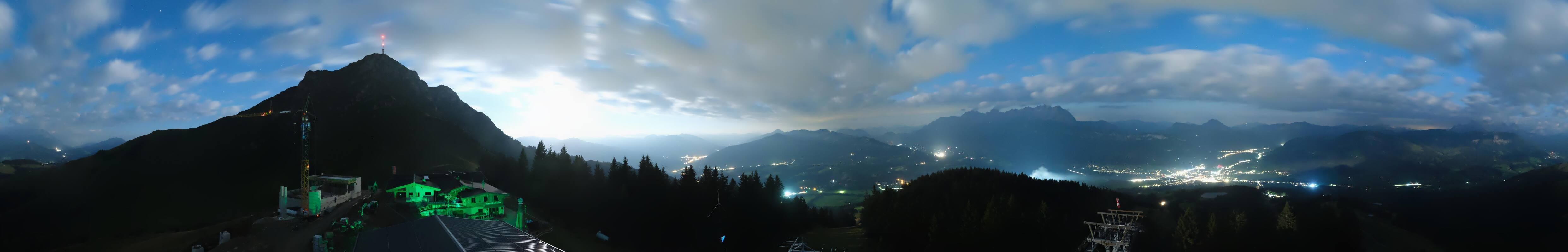 Archiv Foto Webcam St. Johann/Tirol: Blick von der Bergstation Harschbichl
