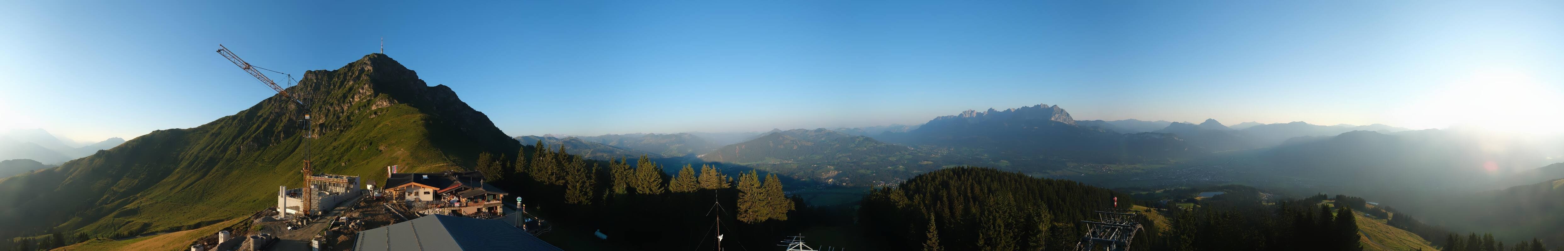 Archiv Foto Webcam St. Johann/Tirol: Blick von der Bergstation Harschbichl