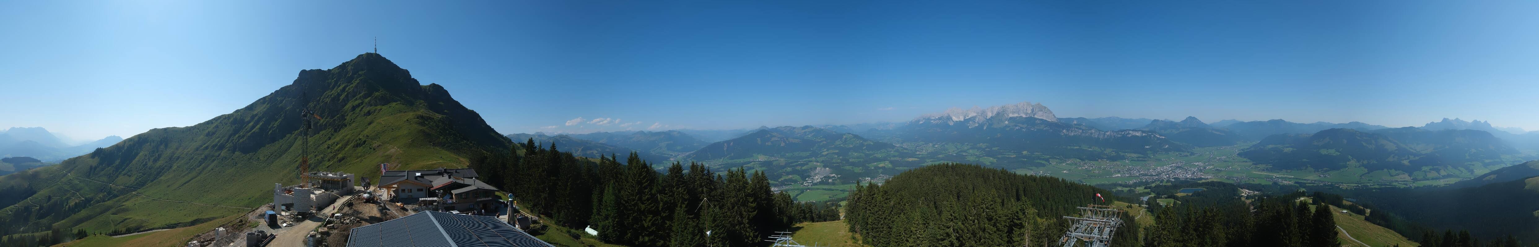 Archiv Foto Webcam St. Johann/Tirol: Blick von der Bergstation Harschbichl