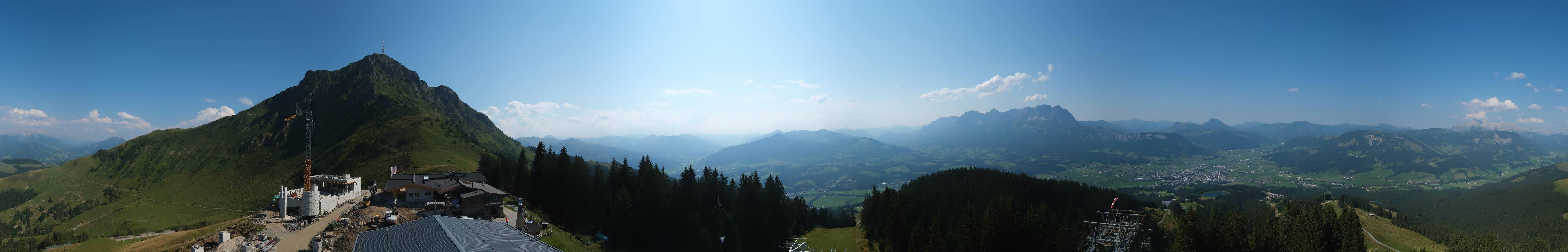Archiv Foto Webcam St. Johann/Tirol: Blick von der Bergstation Harschbichl