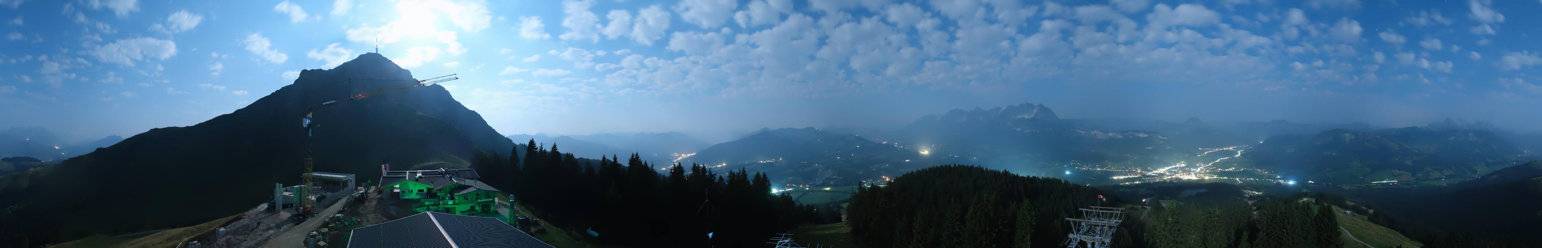 Archiv Foto Webcam St. Johann/Tirol: Blick von der Bergstation Harschbichl