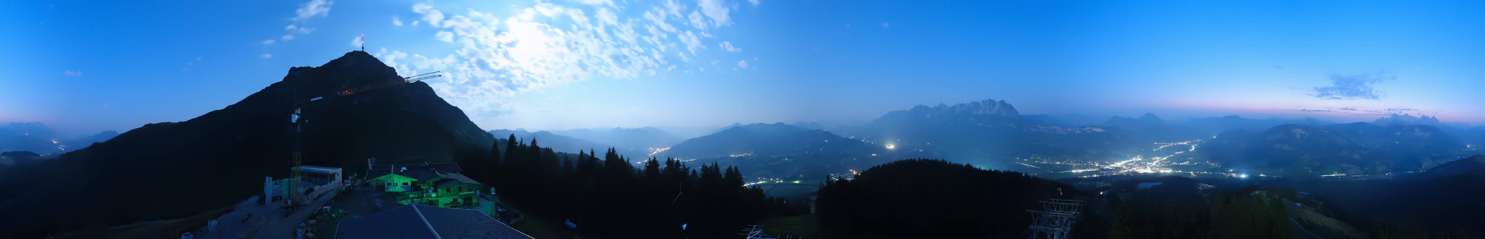 Archiv Foto Webcam St. Johann/Tirol: Blick von der Bergstation Harschbichl