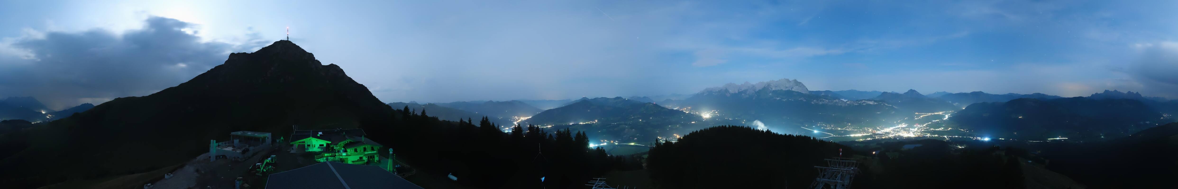 Archiv Foto Webcam St. Johann/Tirol: Blick von der Bergstation Harschbichl