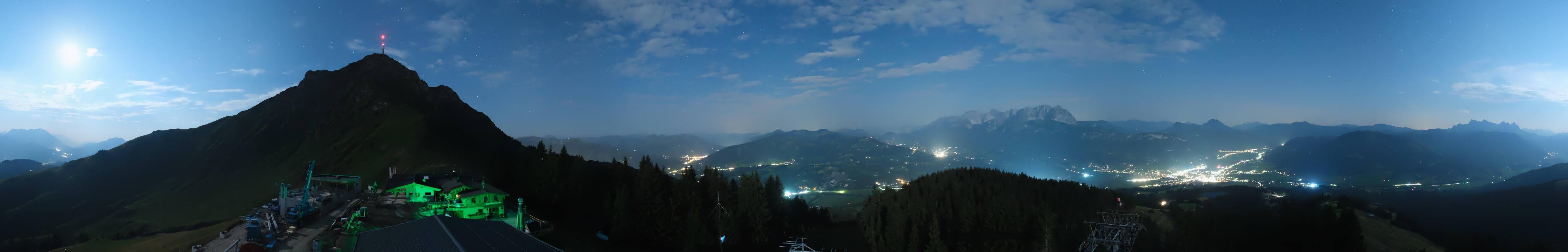Archiv Foto Webcam St. Johann/Tirol: Blick von der Bergstation Harschbichl