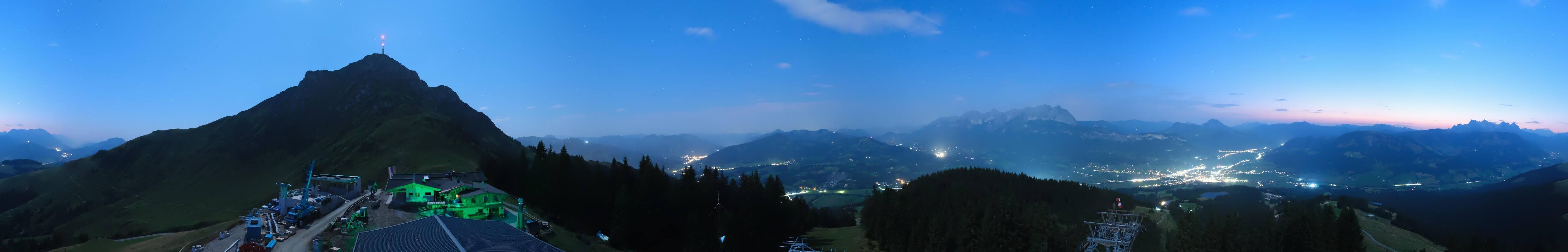 Archiv Foto Webcam St. Johann/Tirol: Blick von der Bergstation Harschbichl