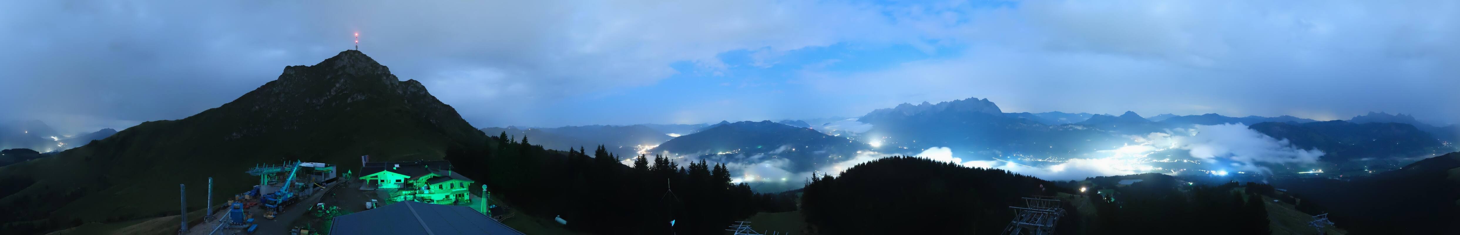 Archiv Foto Webcam St. Johann/Tirol: Blick von der Bergstation Harschbichl