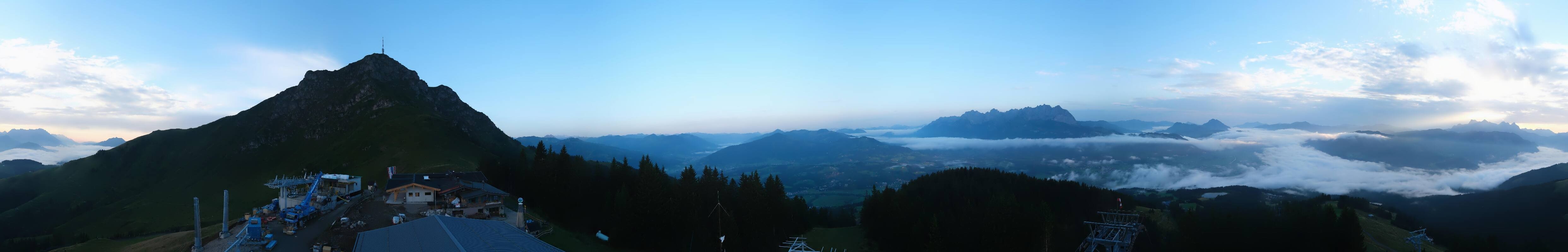 Archiv Foto Webcam St. Johann/Tirol: Blick von der Bergstation Harschbichl