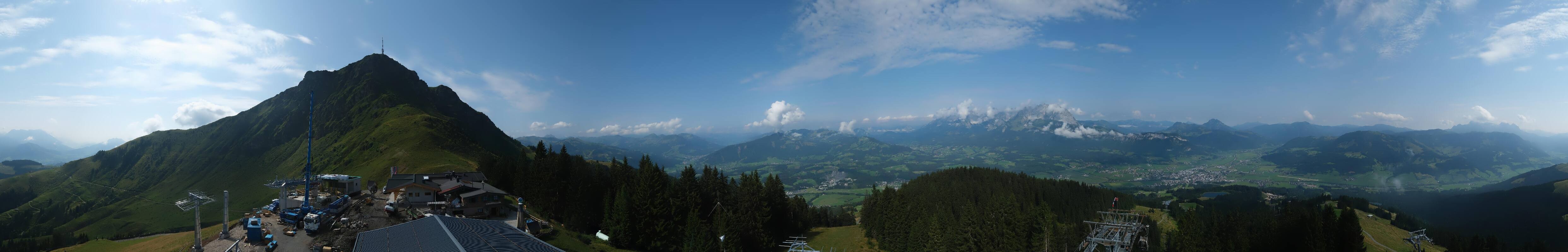 Archiv Foto Webcam St. Johann/Tirol: Blick von der Bergstation Harschbichl