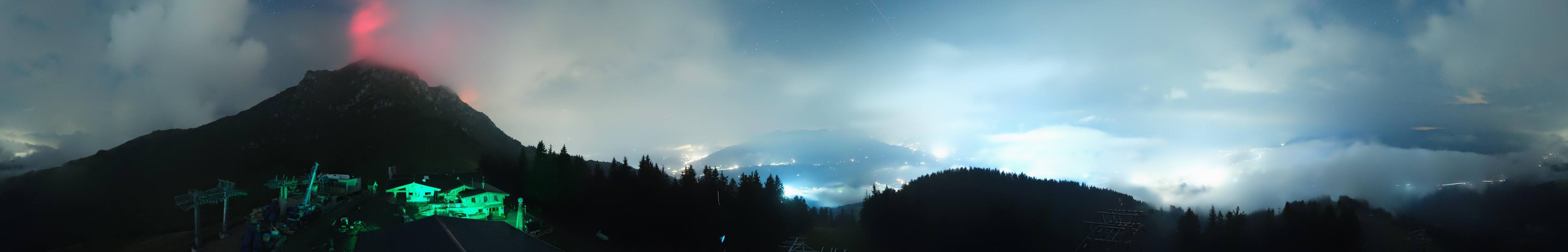 Archiv Foto Webcam St. Johann/Tirol: Blick von der Bergstation Harschbichl