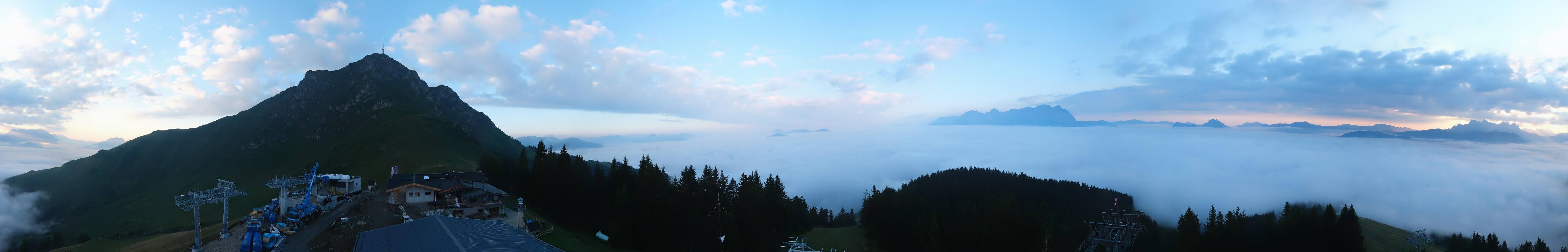 Archiv Foto Webcam St. Johann/Tirol: Blick von der Bergstation Harschbichl