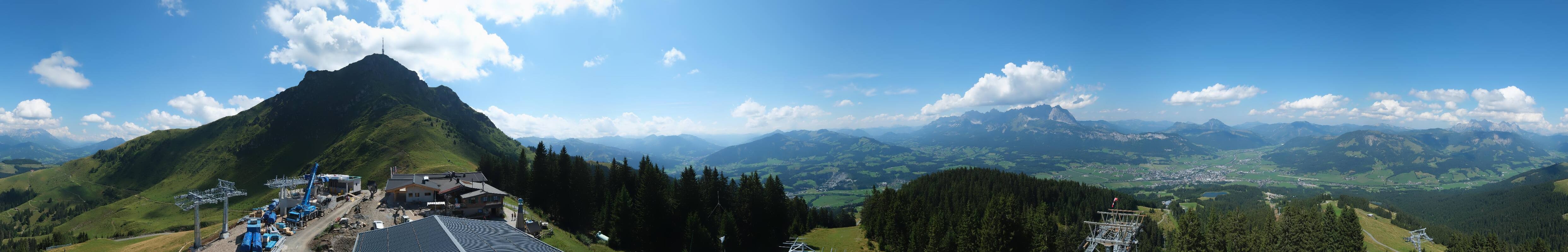 Archiv Foto Webcam St. Johann/Tirol: Blick von der Bergstation Harschbichl