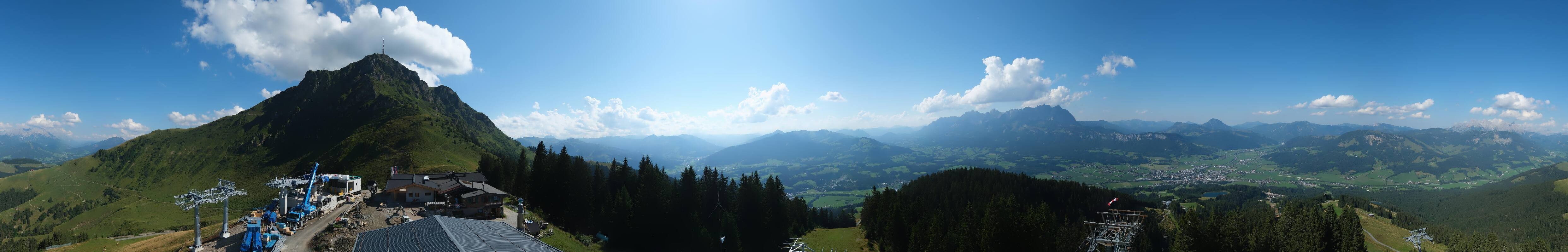Archiv Foto Webcam St. Johann/Tirol: Blick von der Bergstation Harschbichl