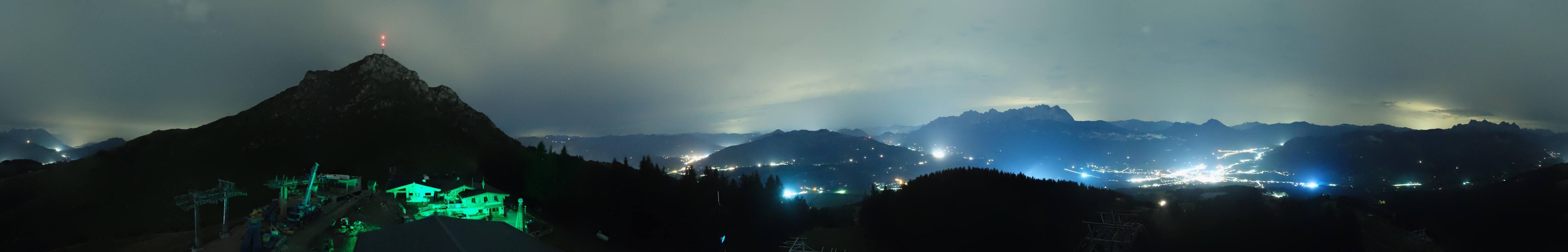 Archived image Webcam St. Johann/Tirol: View from Top Station Harschbichl