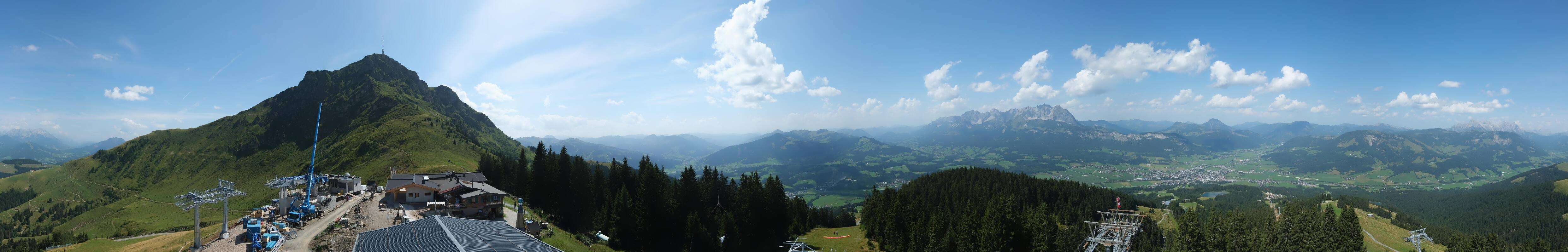 Archived image Webcam St. Johann/Tirol: View from Top Station Harschbichl