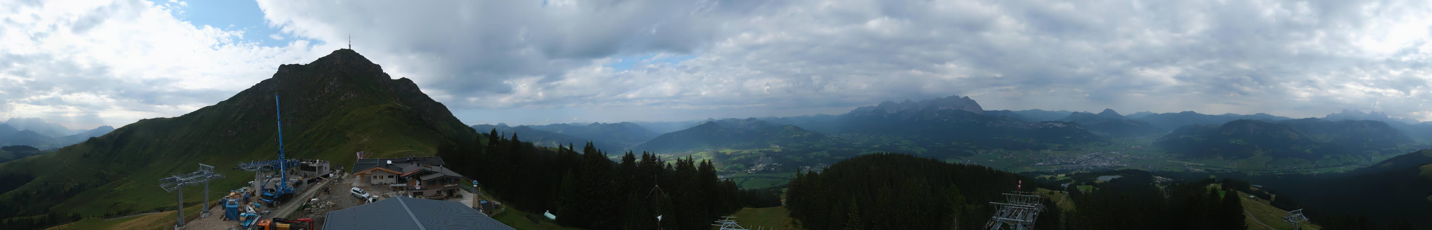Archiv Foto Webcam St. Johann/Tirol: Blick von der Bergstation Harschbichl