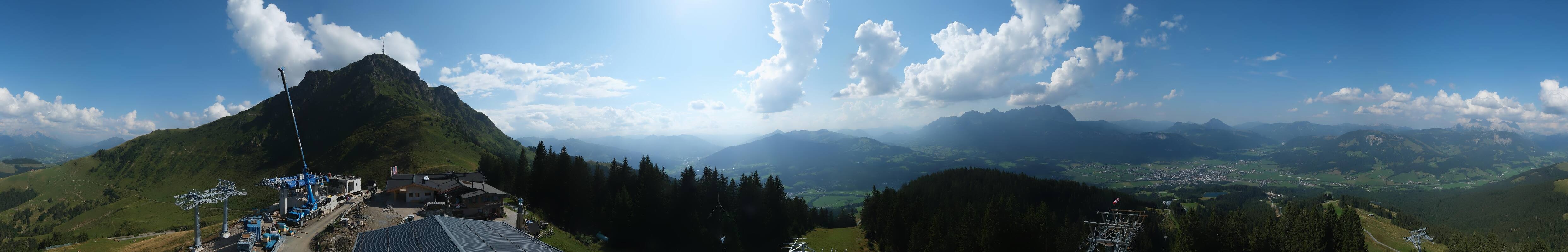 Archiv Foto Webcam St. Johann/Tirol: Blick von der Bergstation Harschbichl