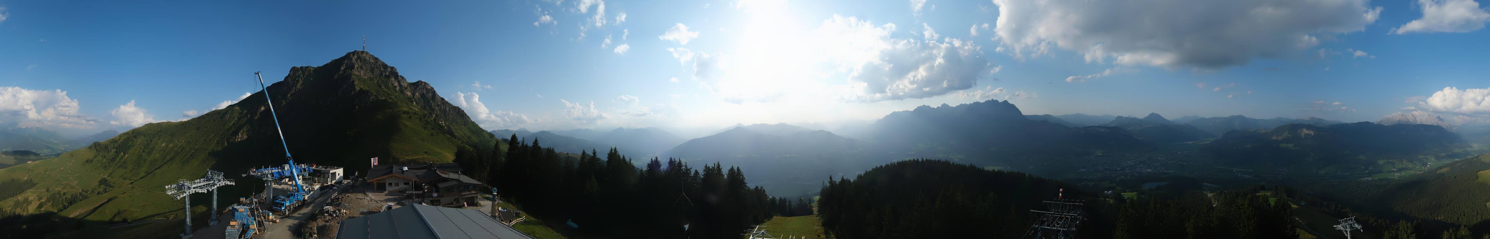 Archiv Foto Webcam St. Johann/Tirol: Blick von der Bergstation Harschbichl