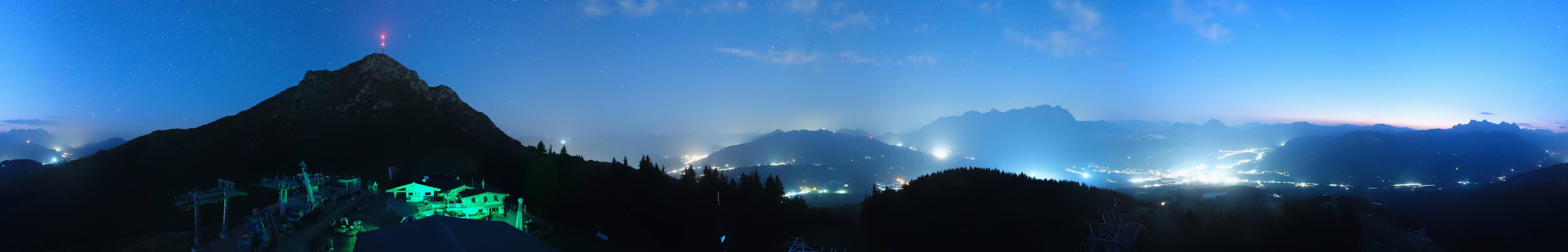 Archiv Foto Webcam St. Johann/Tirol: Blick von der Bergstation Harschbichl