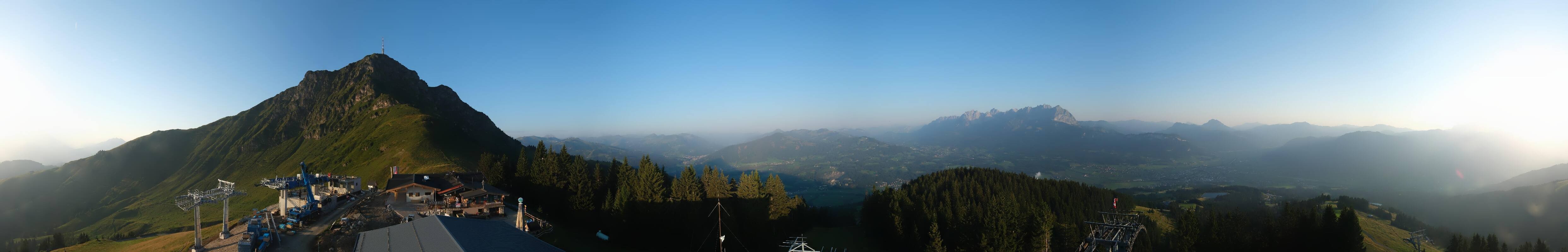 Archiv Foto Webcam St. Johann/Tirol: Blick von der Bergstation Harschbichl